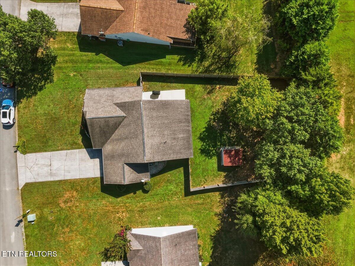 1910 Five Oaks Lane