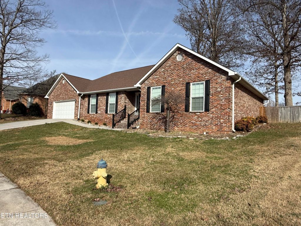 Photo of 2241 Argonne Drive, Maryville, TN 37804 (MLS # 1323360)