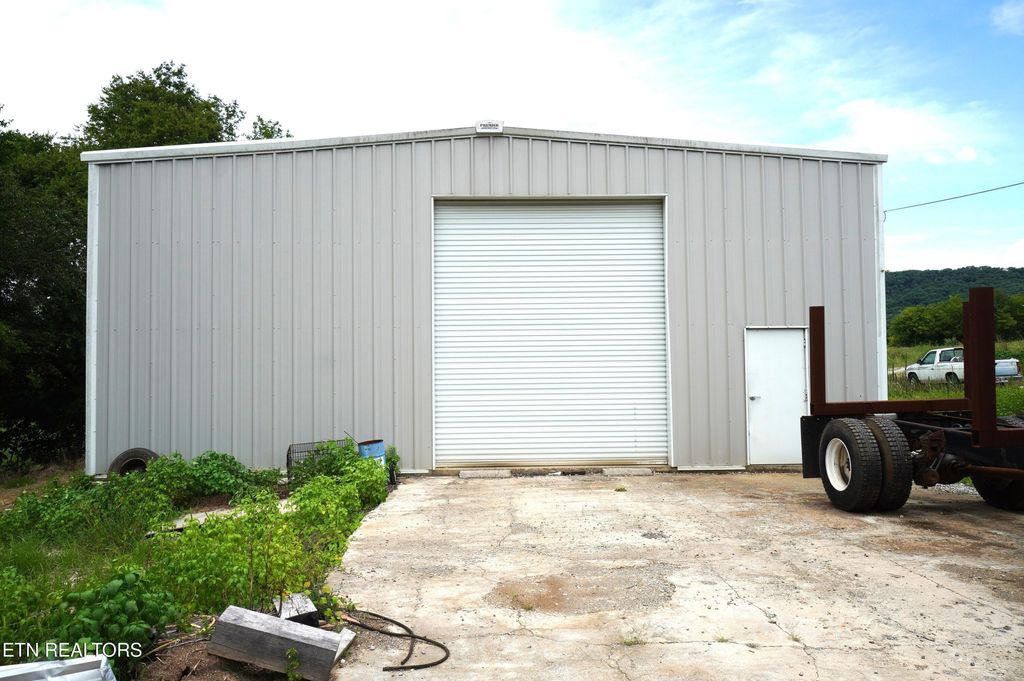 Photo of 1610 Rocky Valley Rd, New Market, TN 37820 (MLS # 1349287)