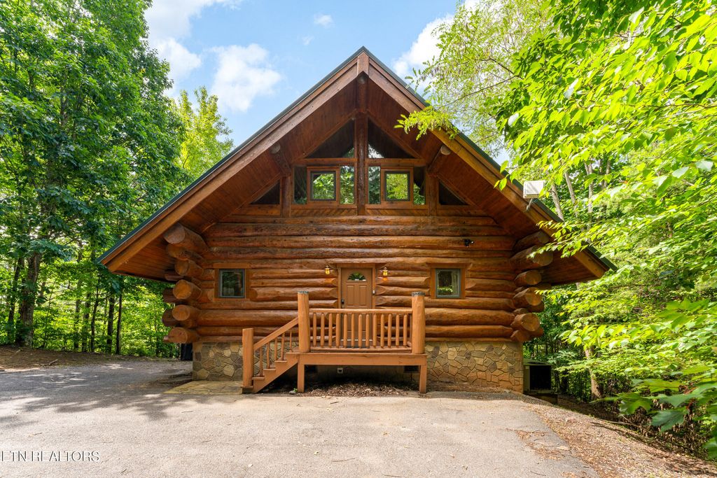 Photo of 617 Almost Heaven Way, Gatlinburg, TN 37738 (MLS # 1308804)