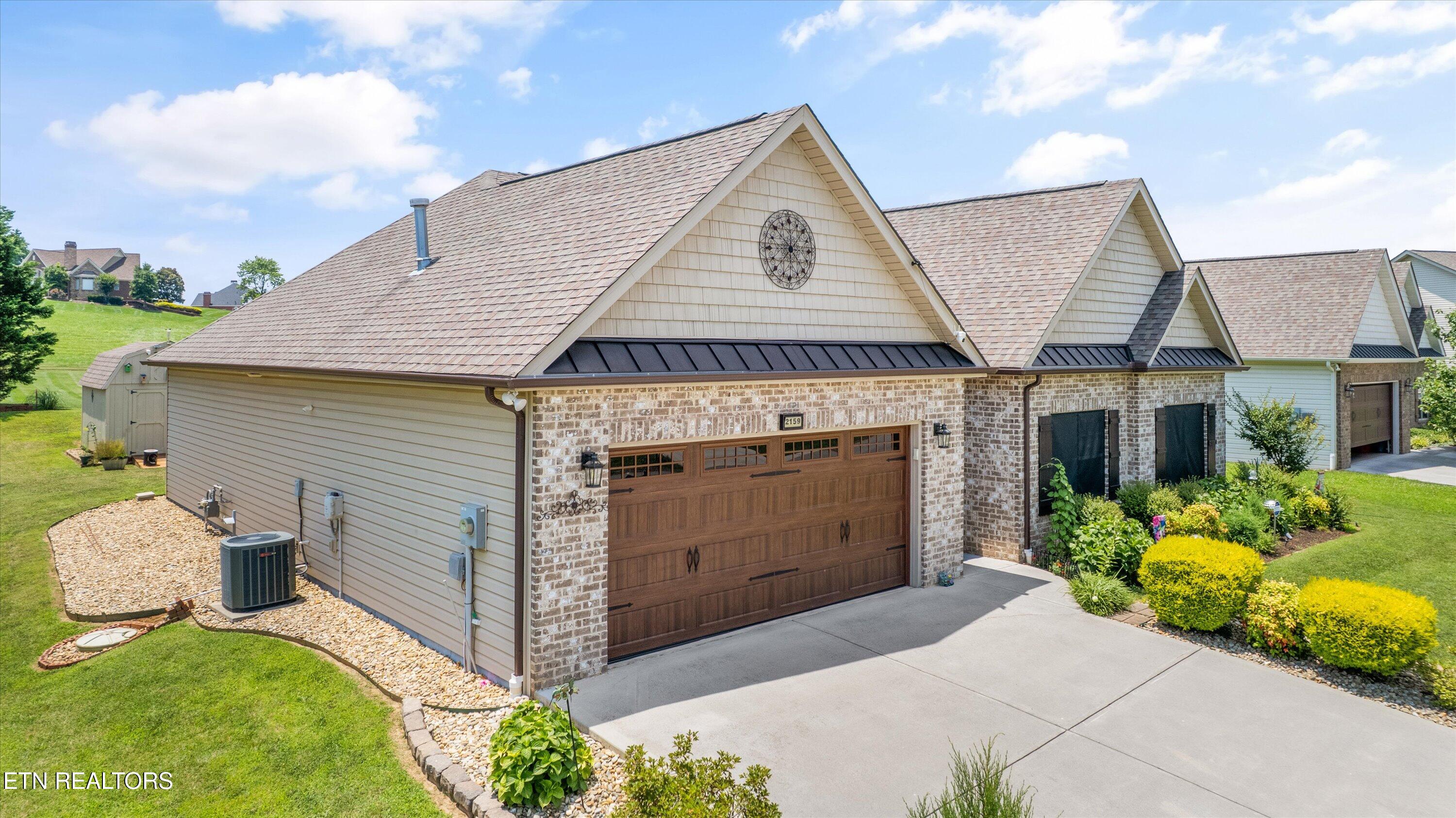 2159 Frewin Court