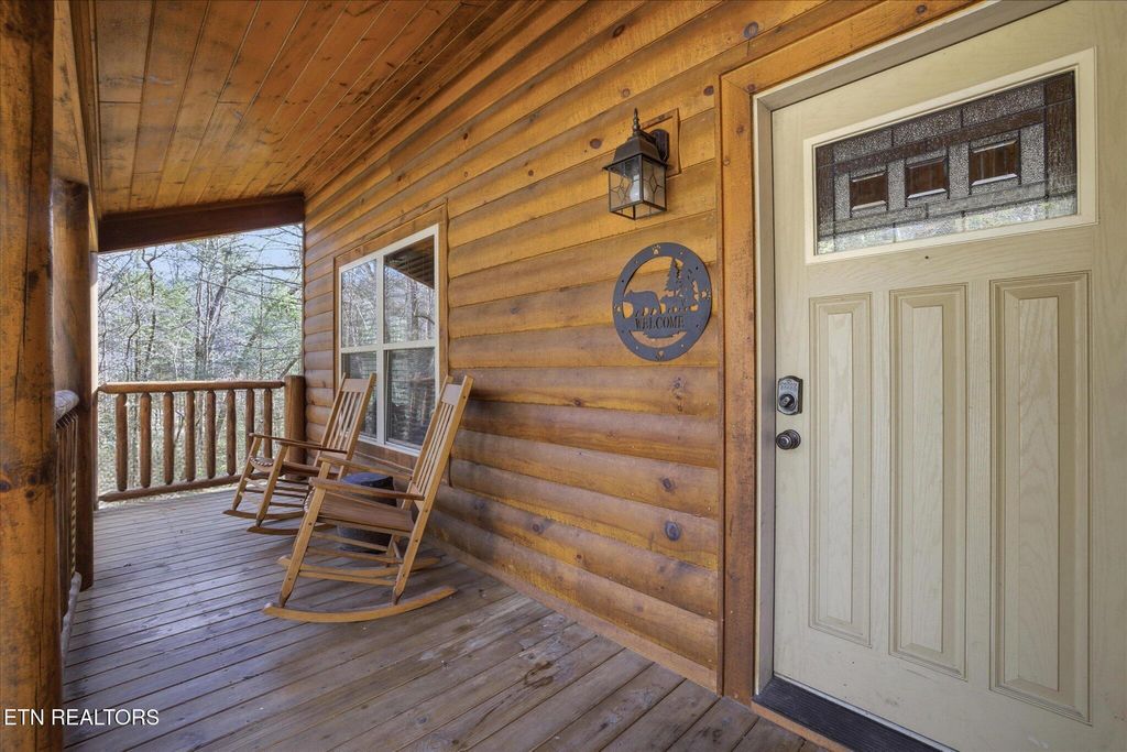 Photo of 241 Palmer Rd, Gatlinburg, TN 37738 (MLS # 1329806)