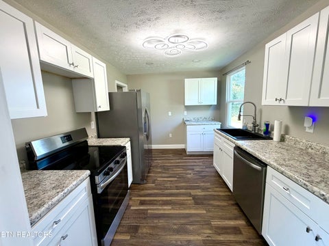Tiny photo for 405 Choctaw St, Morristown, TN 37813 (MLS # 1356246)