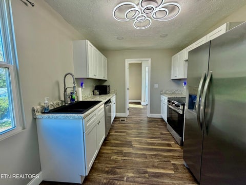 Tiny photo for 405 Choctaw St, Morristown, TN 37813 (MLS # 1356246)