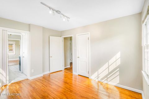 Tiny photo for 2958 Gaston Ave, Knoxville, TN 37917 (MLS # 1309188)