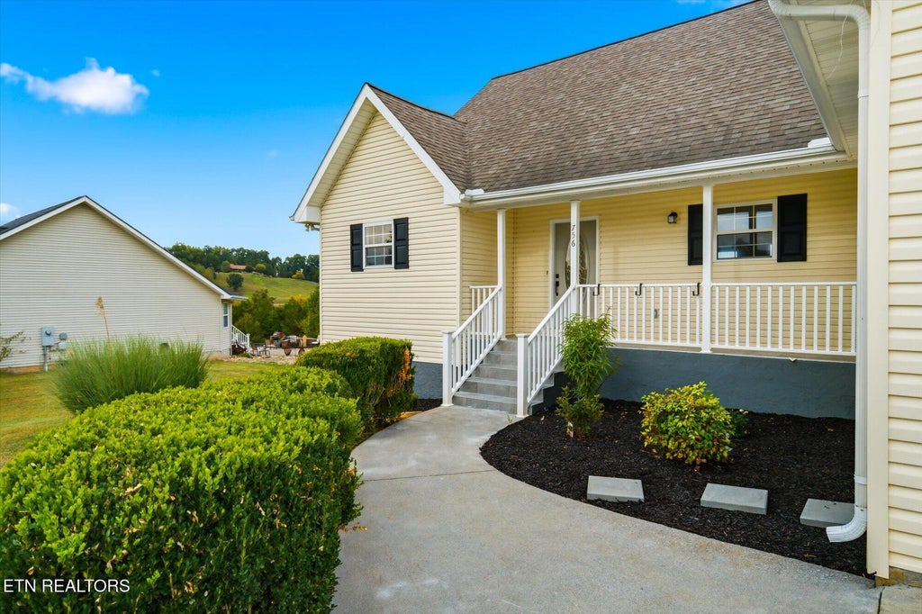 Photo of 756 Harvest Meadows Drive, Kodak, TN 37764 (MLS # 1358588)