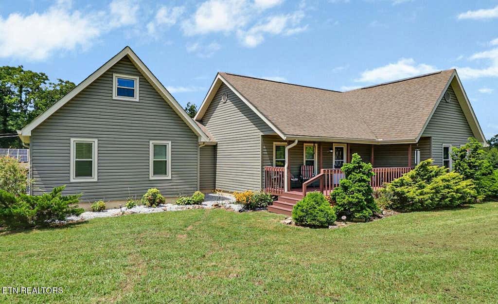 Photo of 7526 Dunbar Rd, Crossville, TN 38572 (MLS # 1352609)