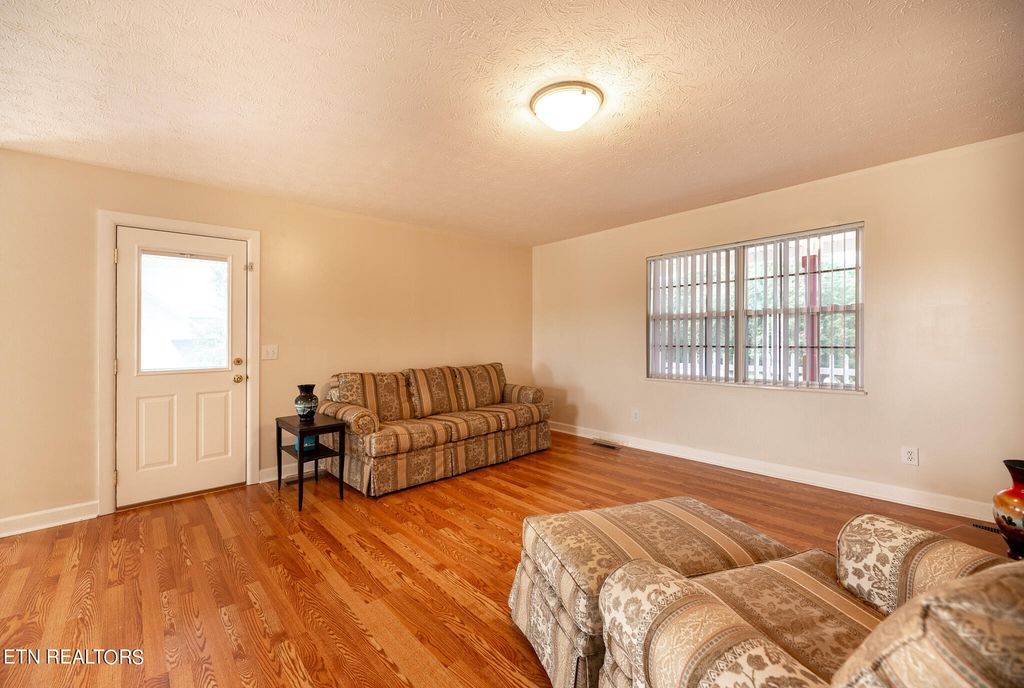 Photo of 122 Dustin Lane, Madisonville, TN 37354 (MLS # 1279622)