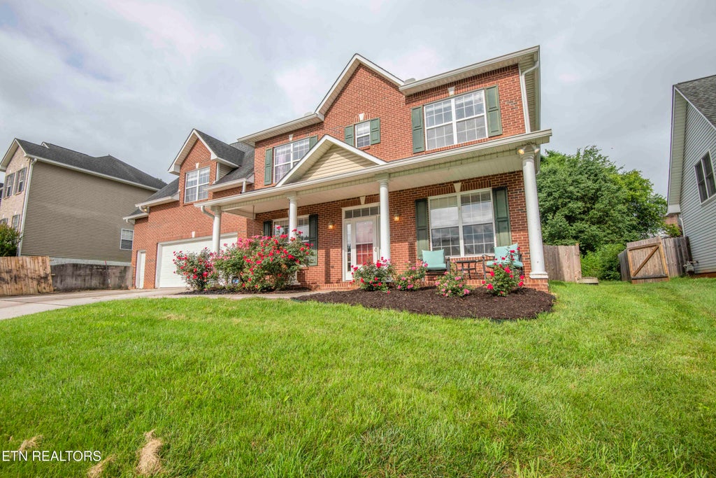 Photo of 1223 Walnut Branch Lane, Knoxville, TN 37922 (MLS # 1305233)