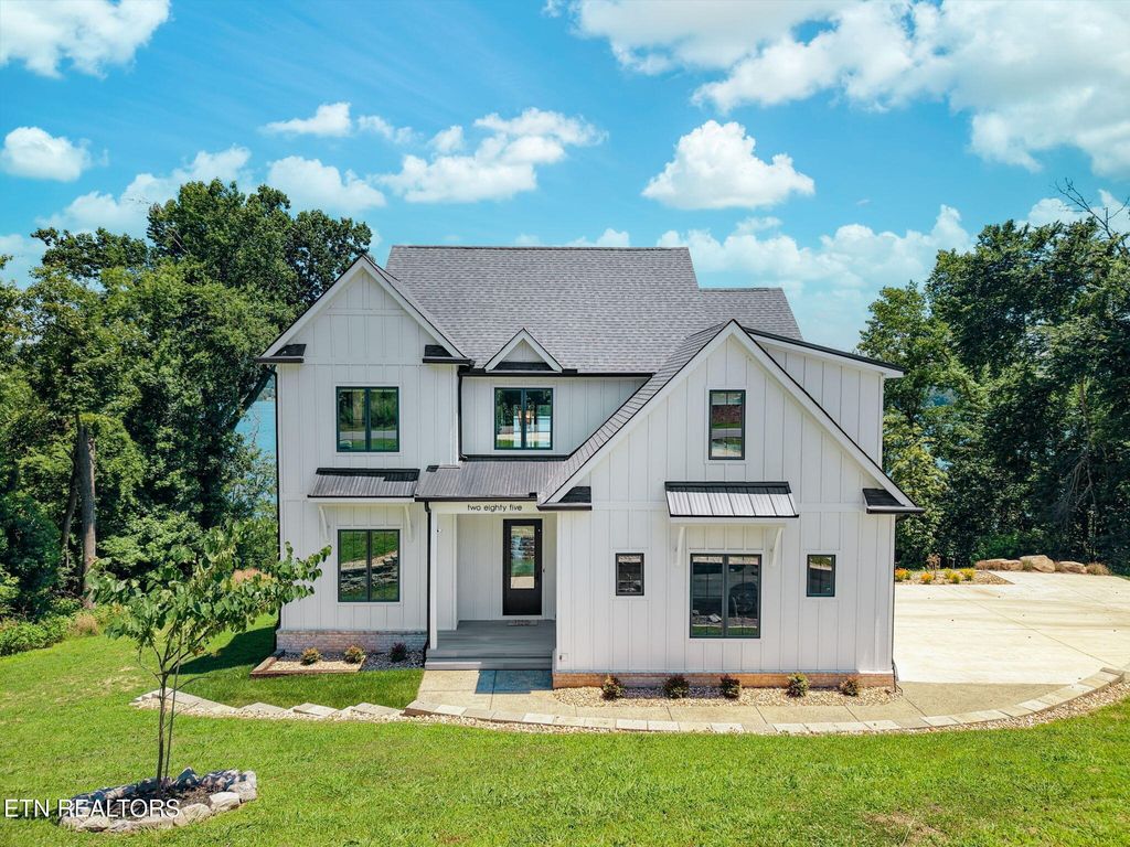 Photo of 285 E Shore Drive, Rockwood, TN 37854 (MLS # 1345855)