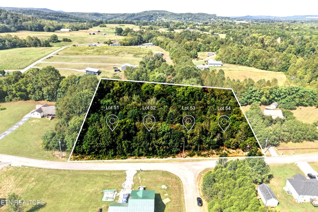 Photo of 51 Hidden River Ave, Sparta, TN 38583 (MLS # 1355611)