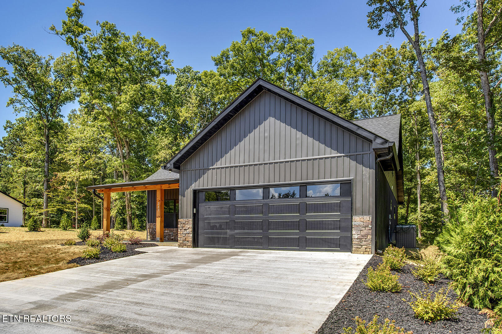 243 Lakeshore Lane