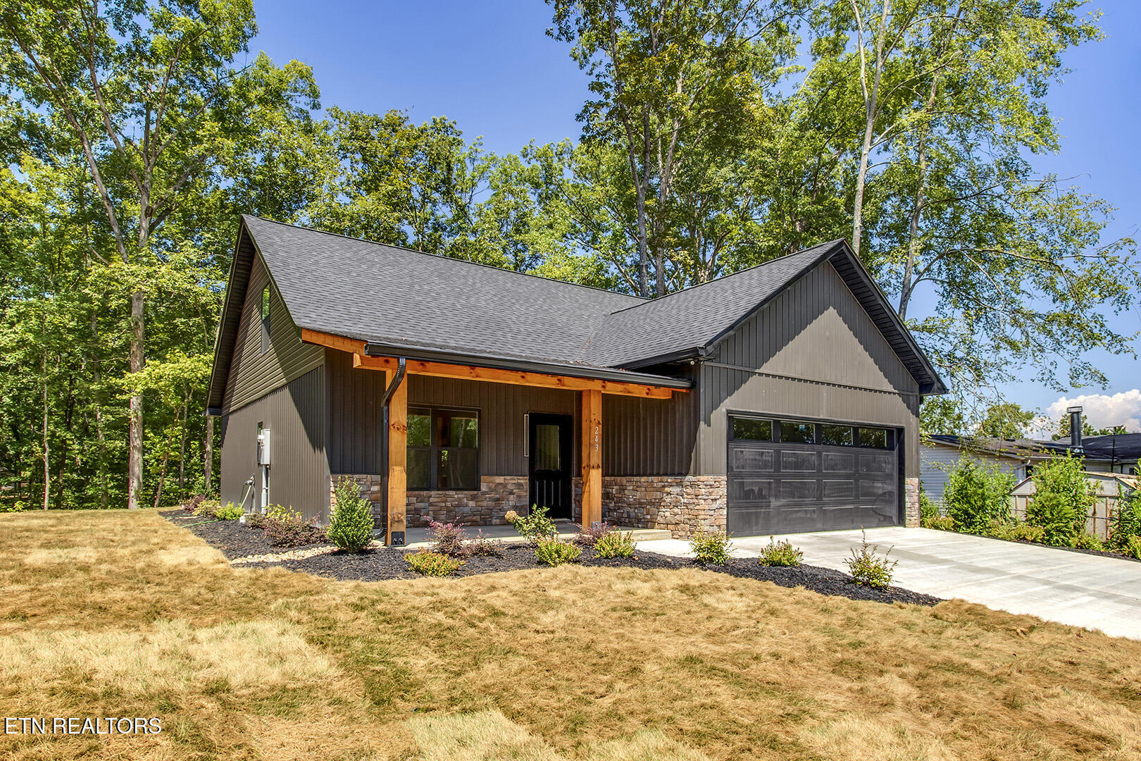 243 Lakeshore Lane