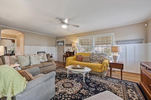 Tiny photo for 1224 Park St, Sweetwater, TN 37874 (MLS # 1356029)