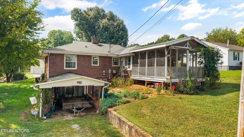 Tiny photo for 1224 Park St, Sweetwater, TN 37874 (MLS # 1356029)