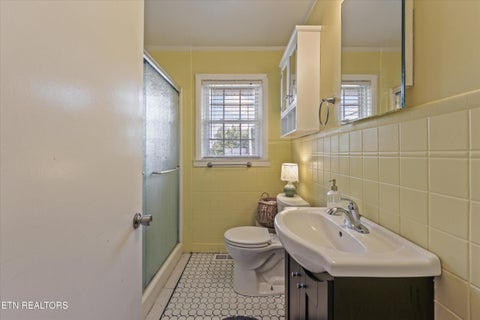 Tiny photo for 1224 Park St, Sweetwater, TN 37874 (MLS # 1356029)