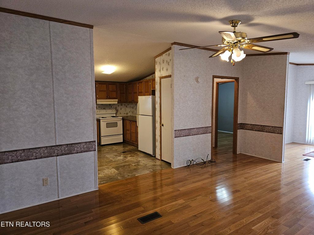 Photo of 171 Lee Rd, Tellico Plains, TN 37385 (MLS # 1321457)