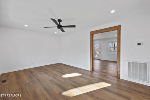 Tiny photo for 2737 Washington Pike, Knoxville, TN 37917 (MLS # 1324111)