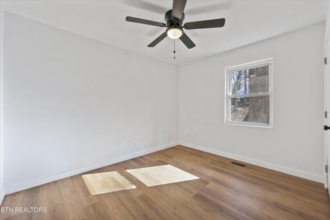 Tiny photo for 2737 Washington Pike, Knoxville, TN 37917 (MLS # 1324111)