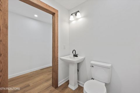 Tiny photo for 2737 Washington Pike, Knoxville, TN 37917 (MLS # 1324111)