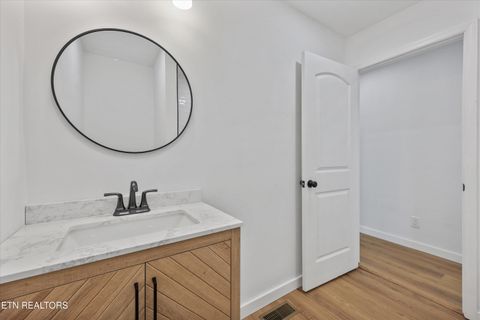 Tiny photo for 2737 Washington Pike, Knoxville, TN 37917 (MLS # 1324111)