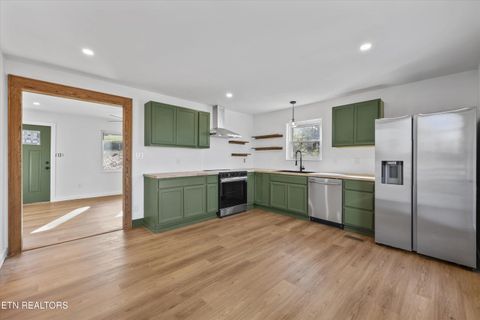 Tiny photo for 2737 Washington Pike, Knoxville, TN 37917 (MLS # 1324111)