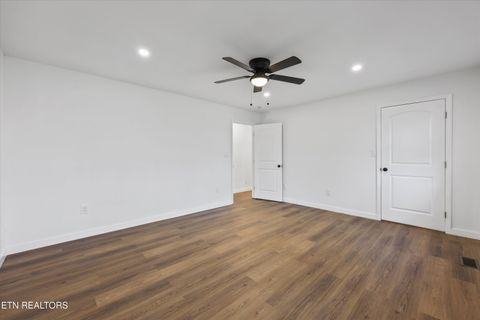 Tiny photo for 2737 Washington Pike, Knoxville, TN 37917 (MLS # 1324111)