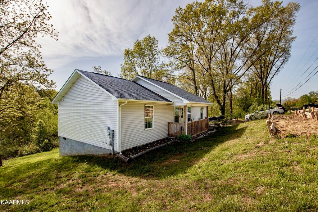 Photo of 238 Wilmore Drive, White Pine, TN 37890 (MLS # 1227005)