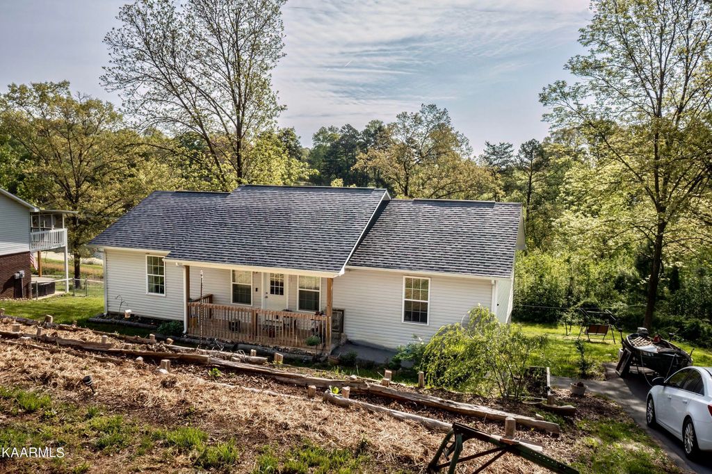 Photo of 238 Wilmore Drive, White Pine, TN 37890 (MLS # 1227005)