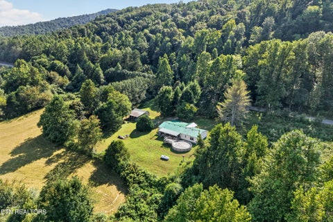 Tiny photo for 5727 Cane Creek Cummingsville Rd, Spencer, TN 38585 (MLS # 1354903)