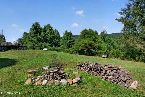 Tiny photo for 5727 Cane Creek Cummingsville Rd, Spencer, TN 38585 (MLS # 1354903)
