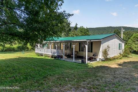 Tiny photo for 5727 Cane Creek Cummingsville Rd, Spencer, TN 38585 (MLS # 1354903)