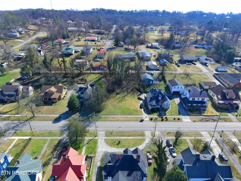 Photo of 120 N Kingston Ave, Rockwood, TN 37854 (MLS # 1328867)