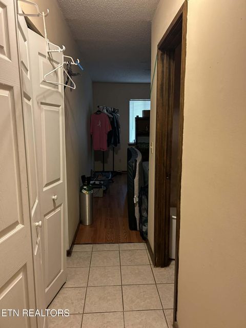 Tiny photo for 605 W Hills Drive, Harriman, TN 37748 (MLS # 1335898)