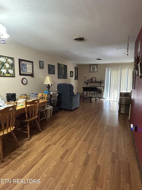 Tiny photo for 605 W Hills Drive, Harriman, TN 37748 (MLS # 1335898)