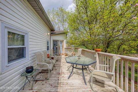 Tiny photo for 219 Davis Rd, LaFollette, TN 37766 (MLS # 1320672)