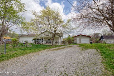 Tiny photo for 219 Davis Rd, LaFollette, TN 37766 (MLS # 1320672)