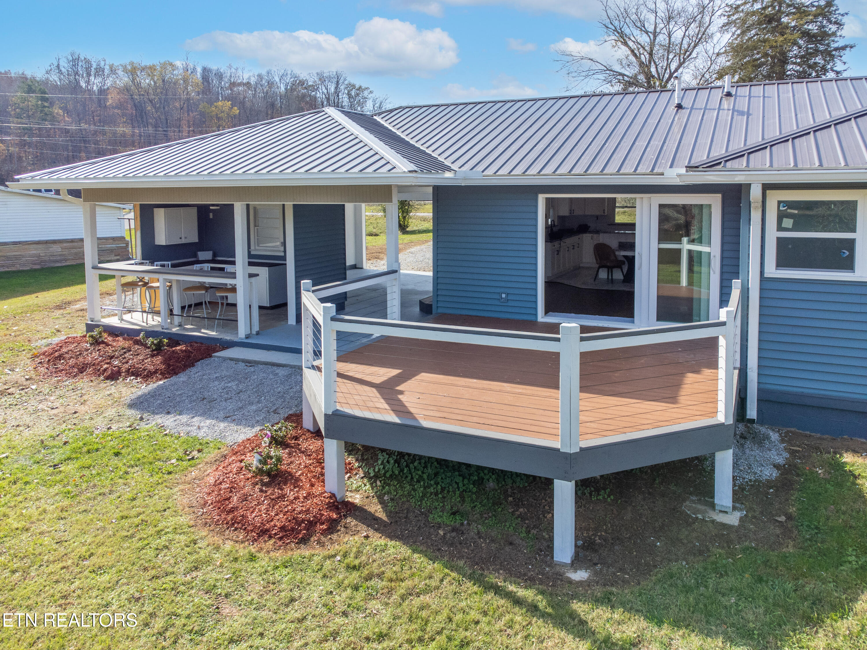108 Lakeside Drive