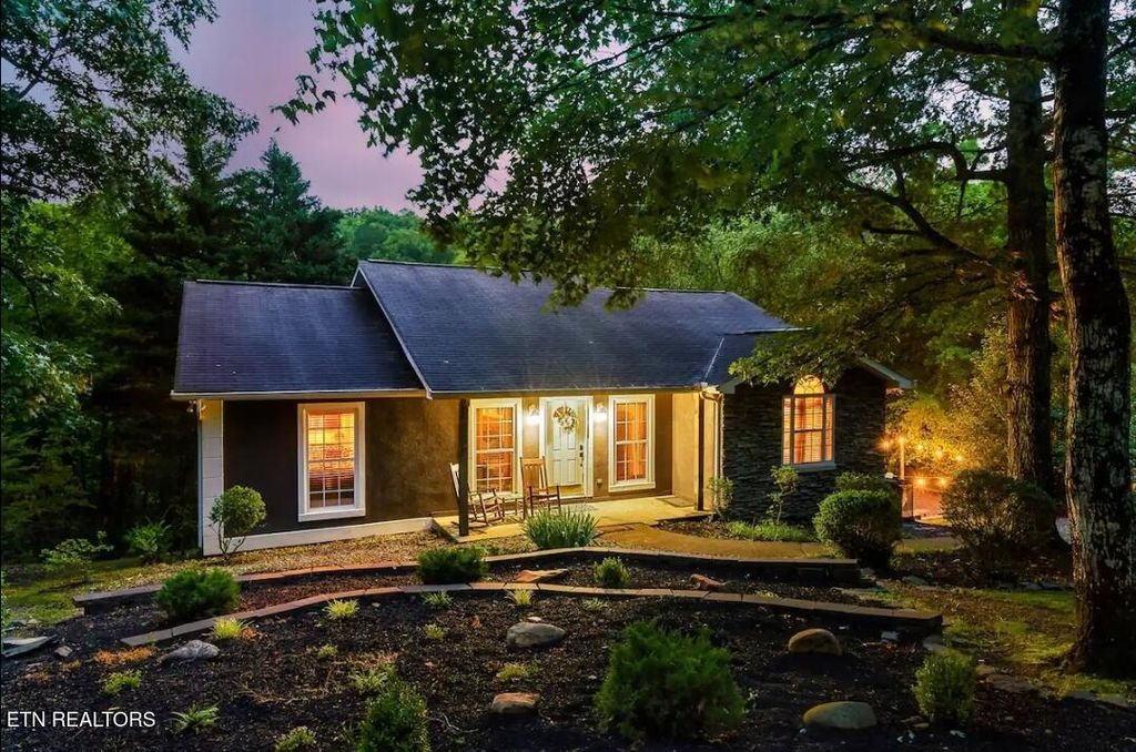 Photo of 3230 Cove Creek Way, Sevierville, TN 37862 (MLS # 1329597)