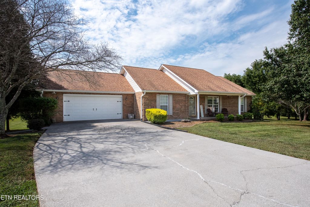 Photo of 1901 Star Dust Way, Walland, TN 37886 (MLS # 1239891)