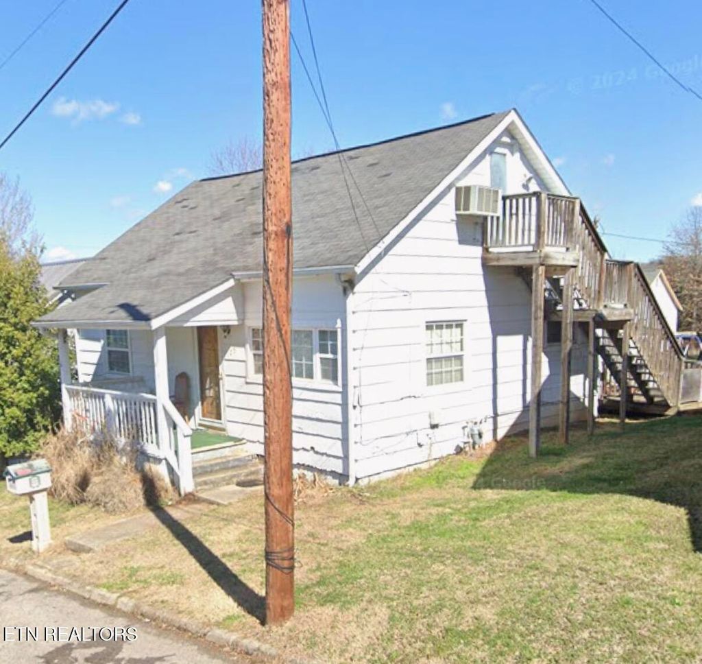 Photo of 1105 Freedman St, Loudon, TN 37774 (MLS # 1330467)
