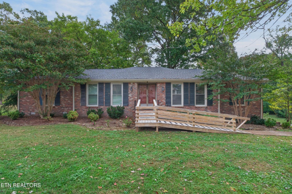 Photo of 1275 Flatt Circle, Cookeville, TN 38501 (MLS # 1359214)