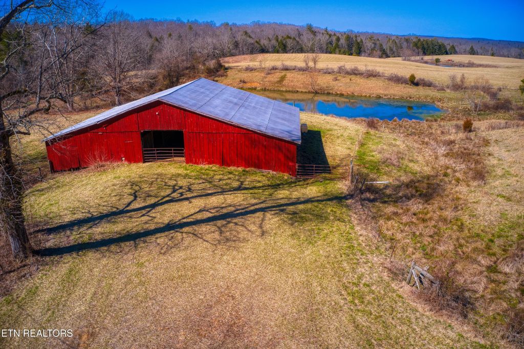 Photo of 1043 Range Cemetery Rd, Allardt, TN 38504 (MLS # 1336907)