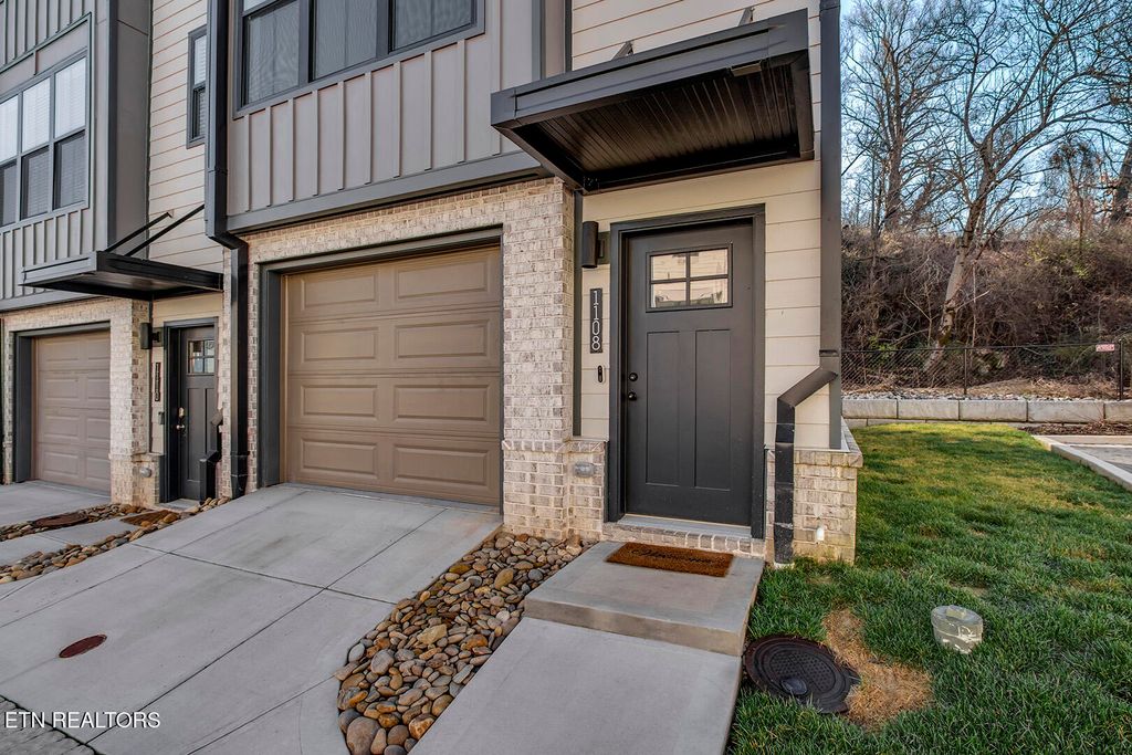 Photo of 1108 River Fork Way, Knoxville, TN 37920 (MLS # 1331406)