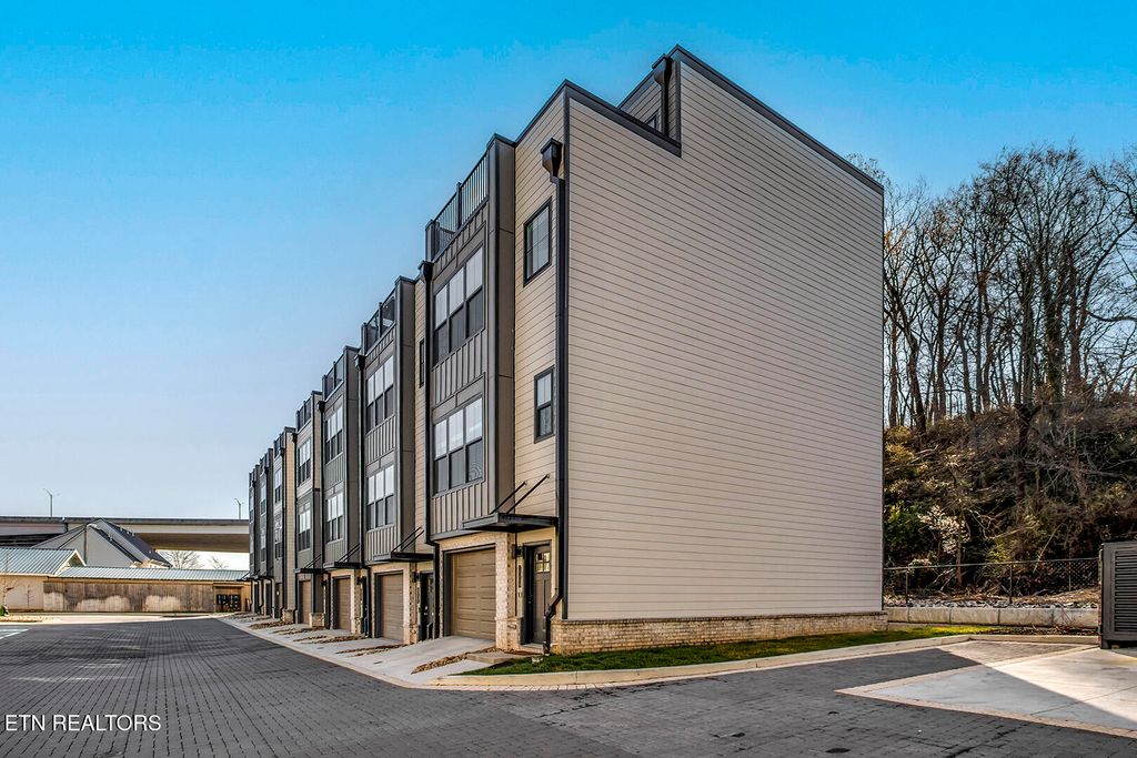 Photo of 1108 River Fork Way, Knoxville, TN 37920 (MLS # 1331406)