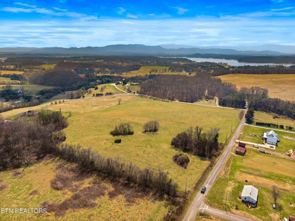 Photo of Lot B Zirkle Rd, Dandridge, TN 37725 (MLS # 1332061)