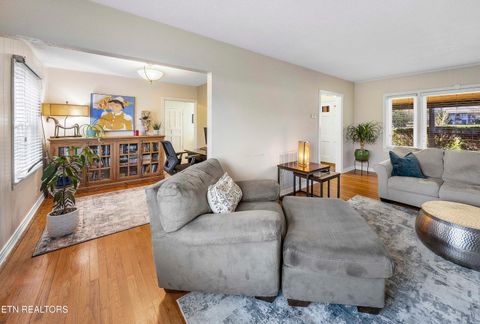 Tiny photo for 3352 NE Kenilworth Lane, Knoxville, TN 37917 (MLS # 1332775)