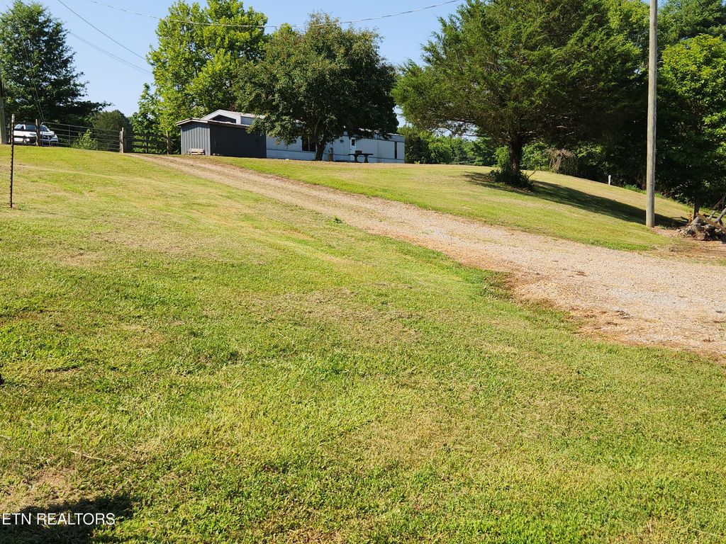 Photo of 2734 W Tennessee 39 Hwy, Athens, TN 37303 (MLS # 1346964)