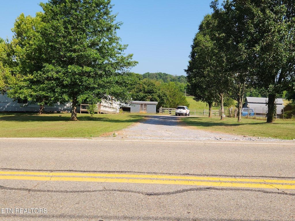 Photo of 2734 W Tennessee 39 Hwy, Athens, TN 37303 (MLS # 1346964)