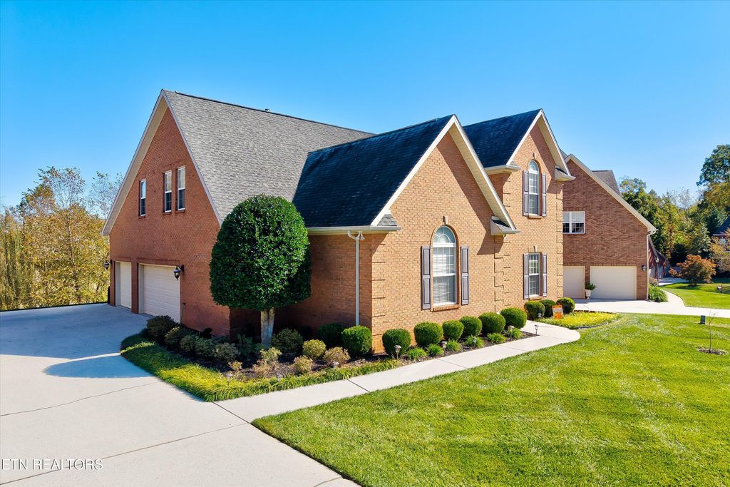 Photo of 12611 Weatherstone Drive, Knoxville, TN 37922 (MLS # 1320477)